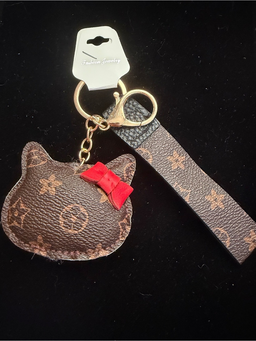 NWT Cute Cat Face Keychain Faux Leather Bag Purse Charm Brown Monogram Keychain
